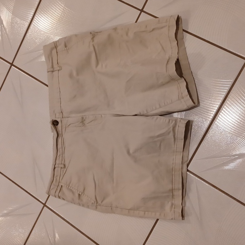 $4 Add-on Beige Shorts - Size 14